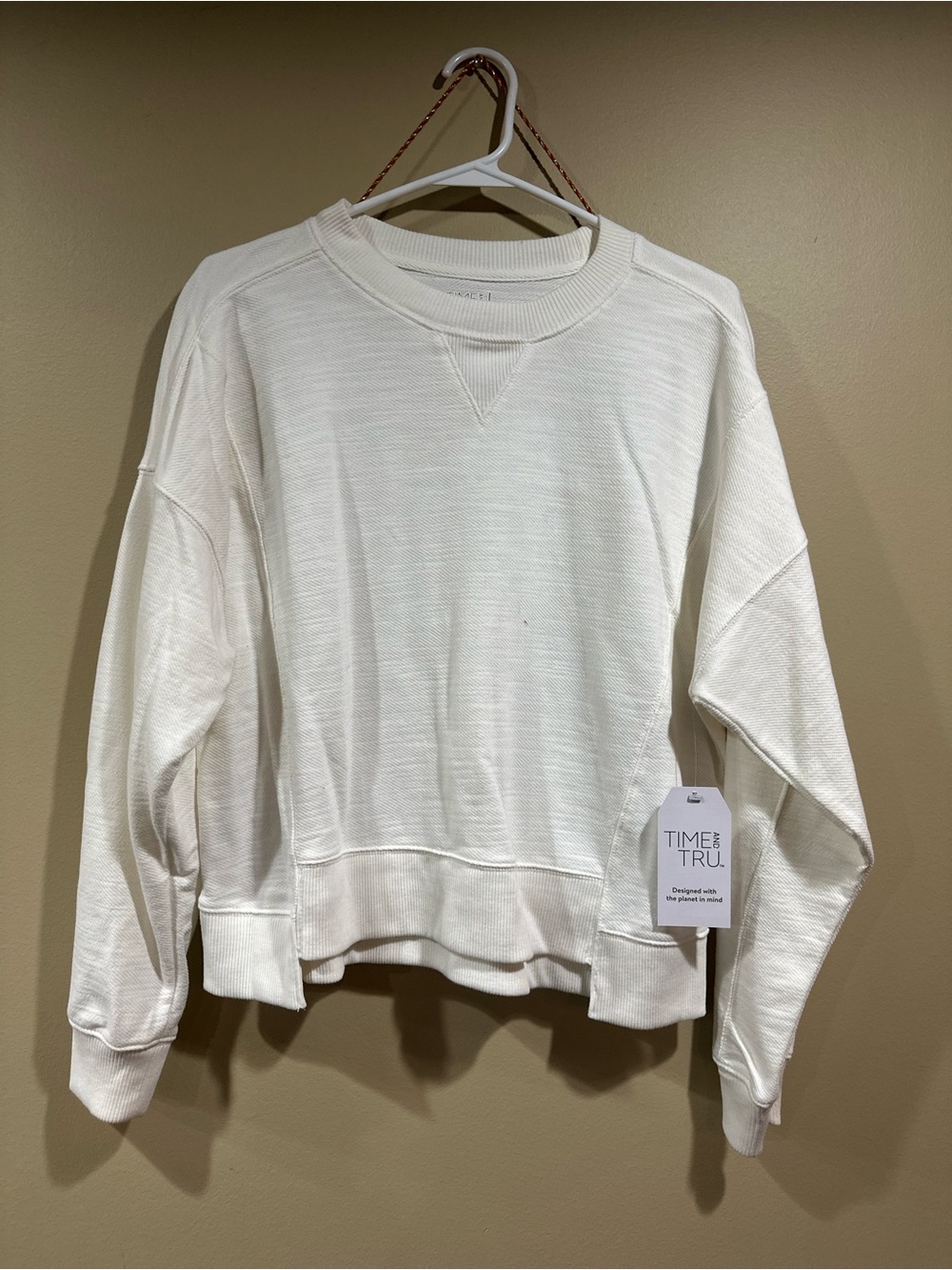 Time and Tru Ivory Crewneck Sweatshirt